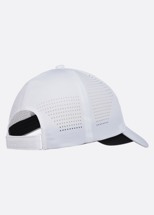 Luhta cepure ar nagu Nakkua