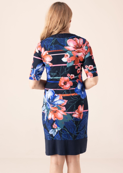 Betty Barclay kleita