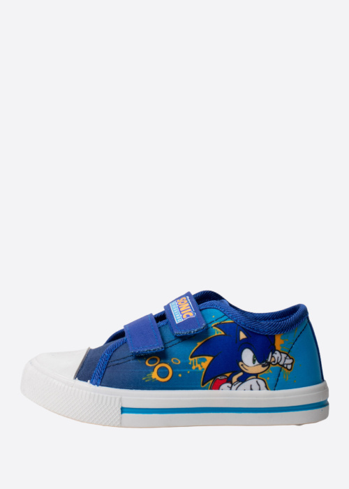 Leomil kedas Sonic