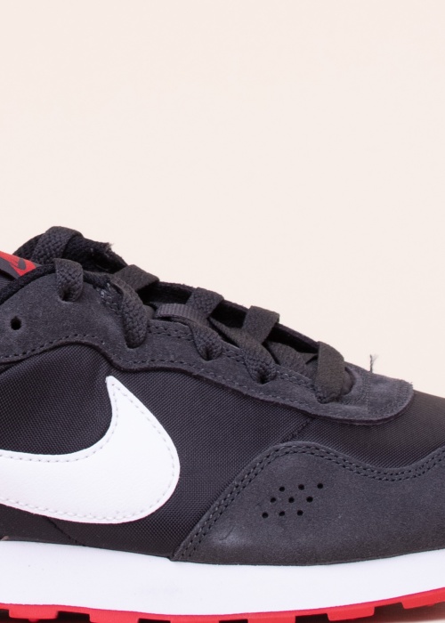 Nike brīvā laika apavi MD Valiant