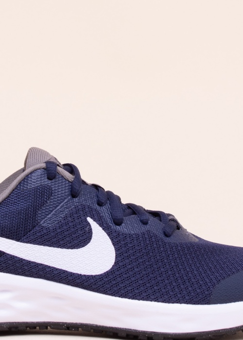 Беговые кроссовки Revolution 6 Nike