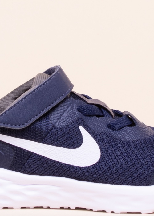 Nike apavi skriešanai Revolution 6