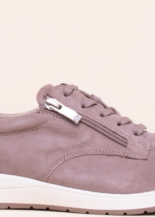 Кроссовки Caprice