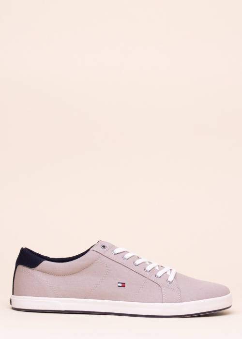 Tommy Hilfiger kedas