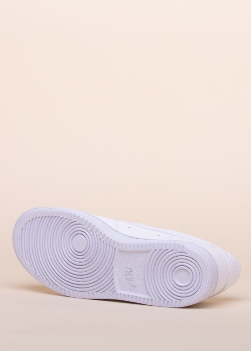 Nike kedas Court Vision