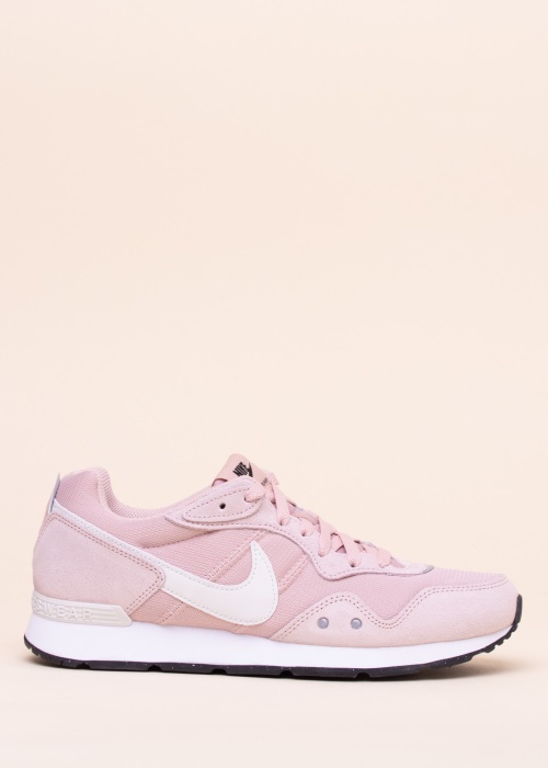 Кроссовки Venture Runner Nike