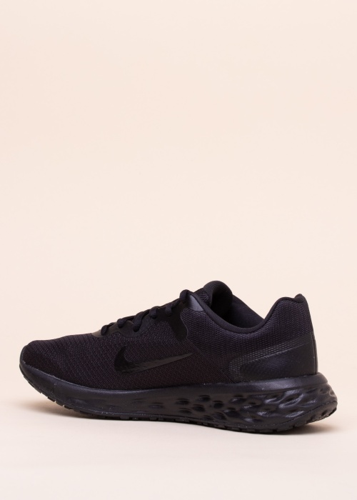 Беговые кроссовки Revolution 6 Nn Nike
