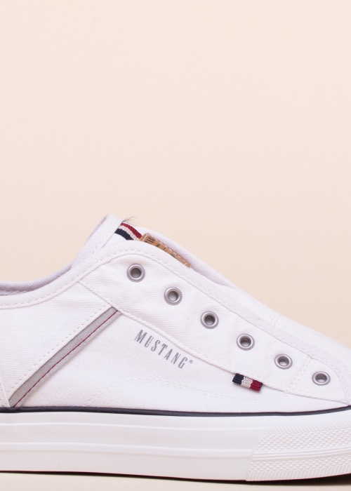 Тенниски Mustang