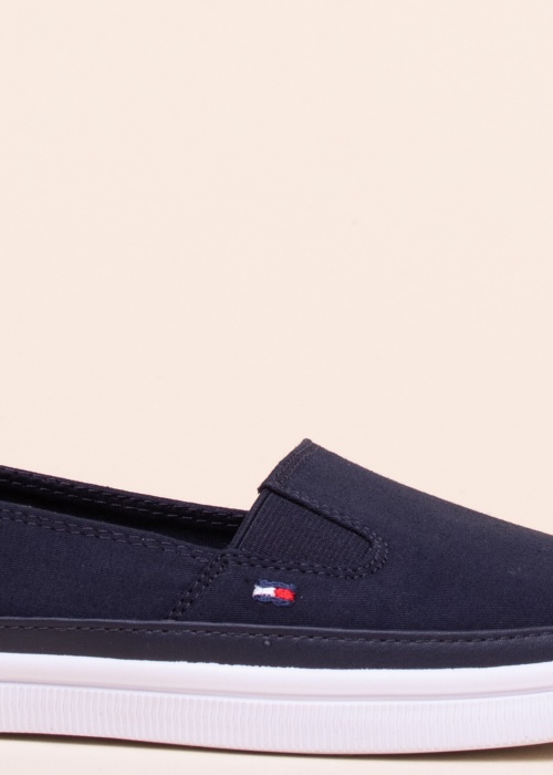 Tommy Hilfiger kedas