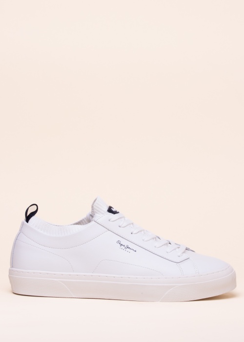 Pepe Jeans kedas Yogi