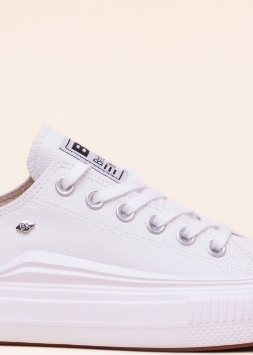 British Knights kedas Kaya