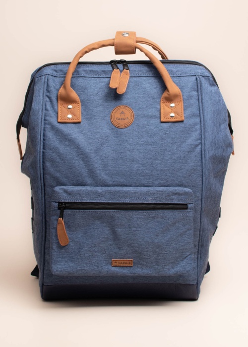 Cabaia mugursoma Paris