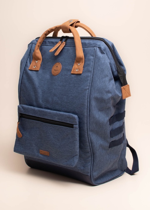 Cabaia mugursoma Paris