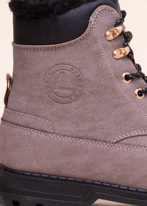 Luhta puszābaki Reilu