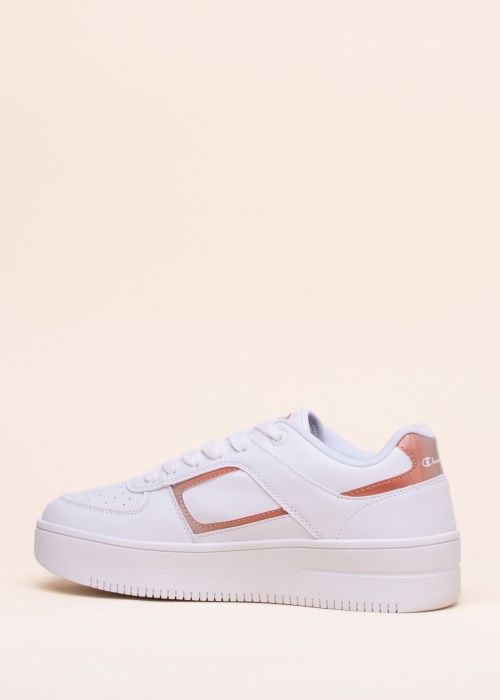 Champion kedas Foul Play