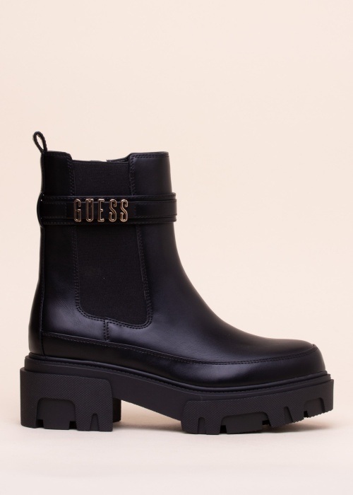 Guess puszābaki Yelma