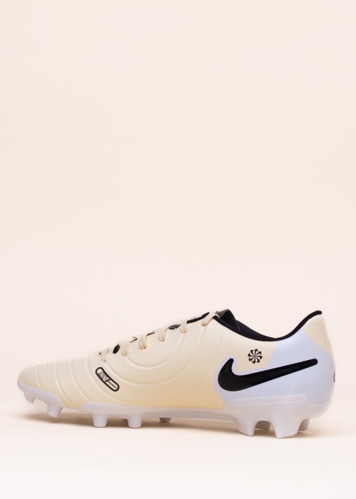 Nike futbola apavi cietā seguma laukumam Legend 10 Club Fg/m