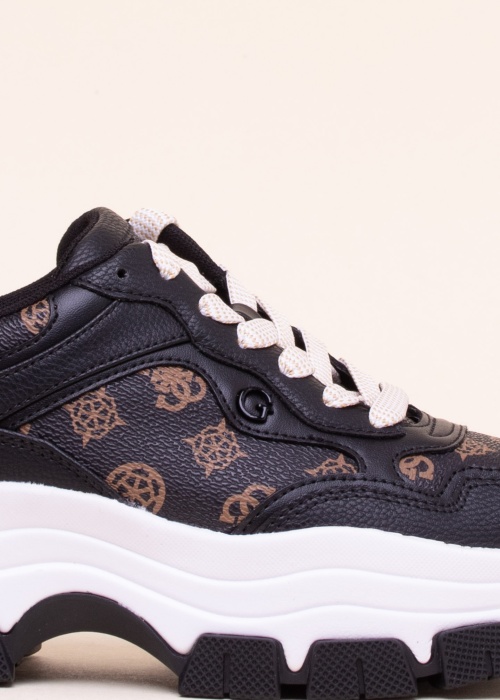 Кроссовки Brecky3 Guess