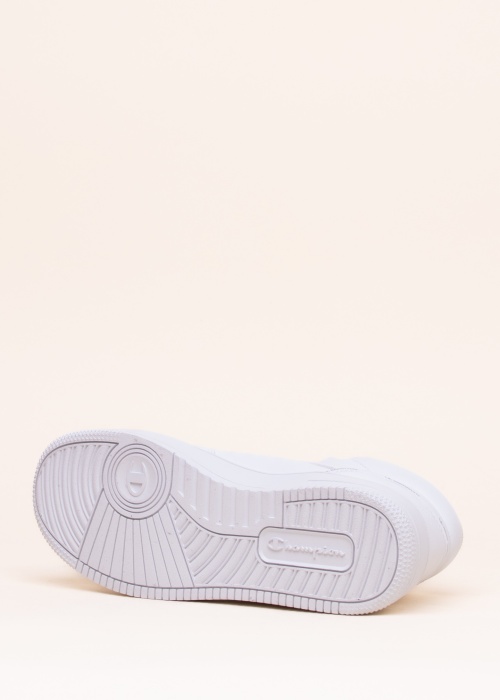 Тенниски Champion