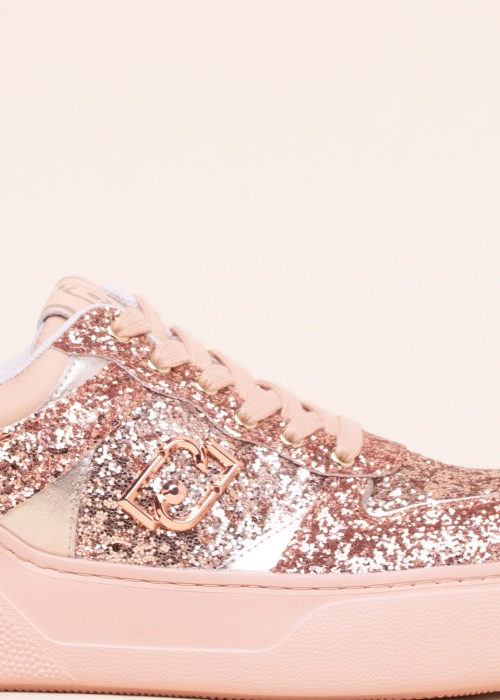 Liu-Jo kedas Tami 02