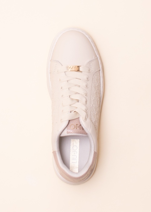 Liu-Jo kedas Cleo 28