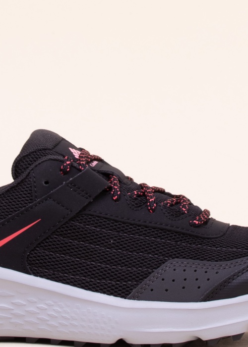 Columbia apavi soļošanai Vertisol