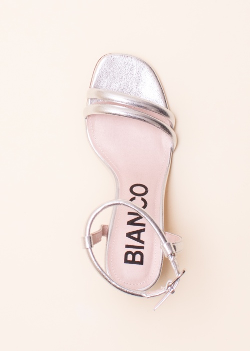 Bianco kurpes Biacherry