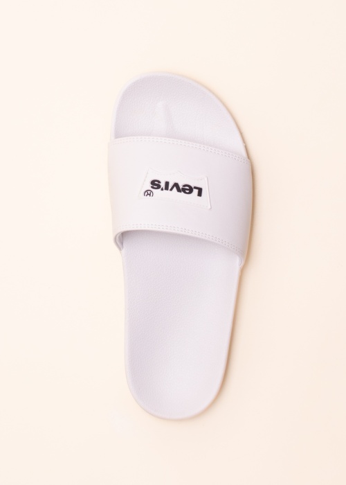 Шлёпанцы для бассейна June Batwing Patch S Levi's