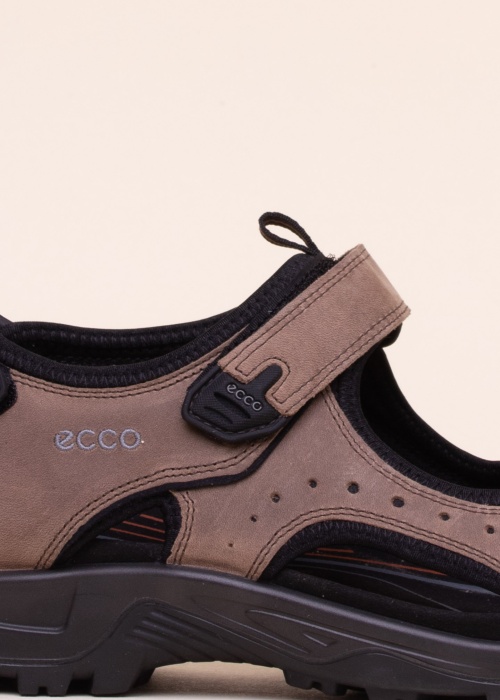 Ecco sandales