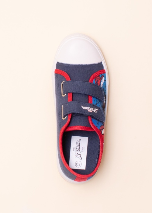 Leomil kedas Spiderman