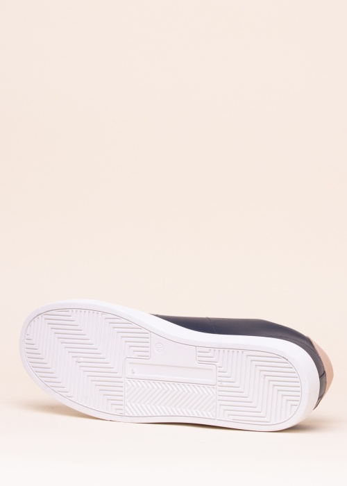 Best Buy kedas D.T. New York