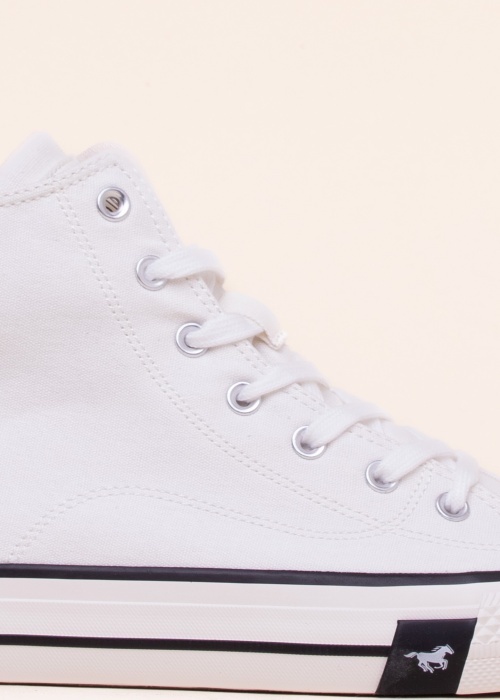 Тенниски Mustang