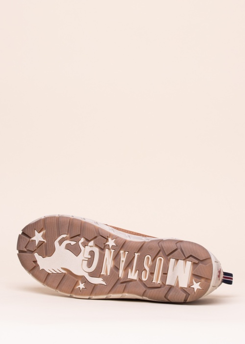 Кроссовки Mustang