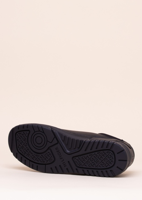 Tommy Hilfiger kedas