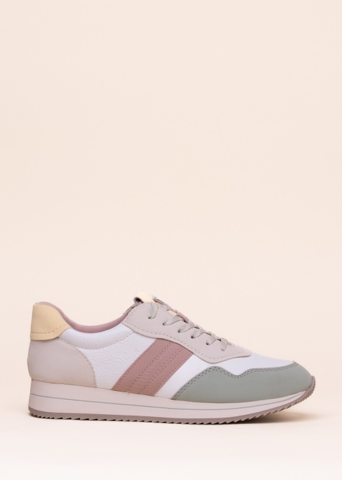 Jana brīvā laika apavi