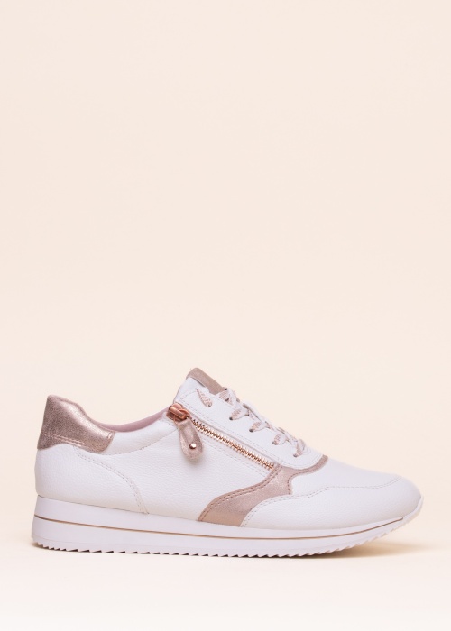 Jana brīvā laika apavi