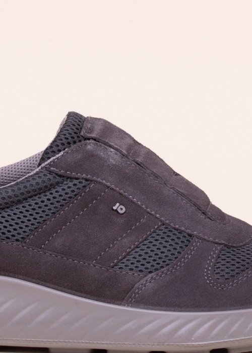 Кроссовки Jomos