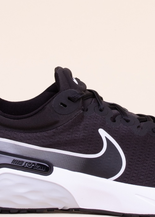 Беговые кроссовки Renew Run 3 Nike