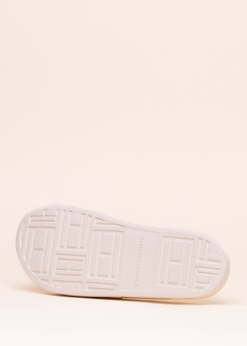 Tommy Hilfiger baseina iešļūcenes