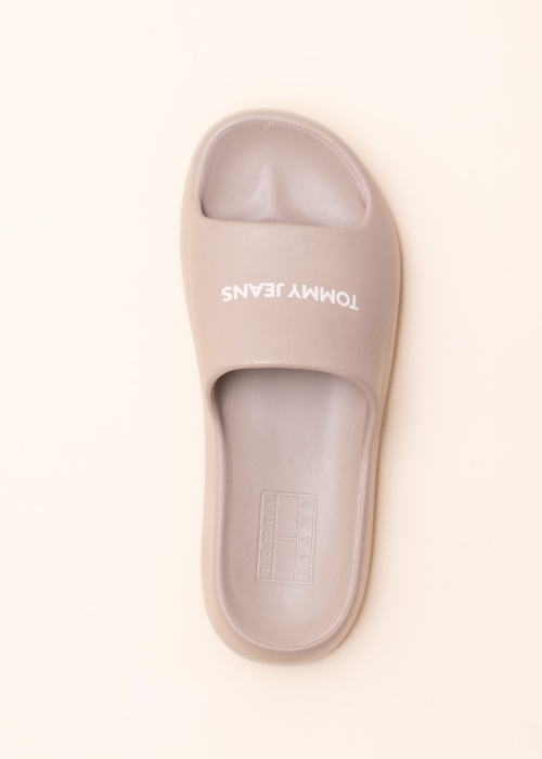 Tommy Jeans baseina iešļūcenes