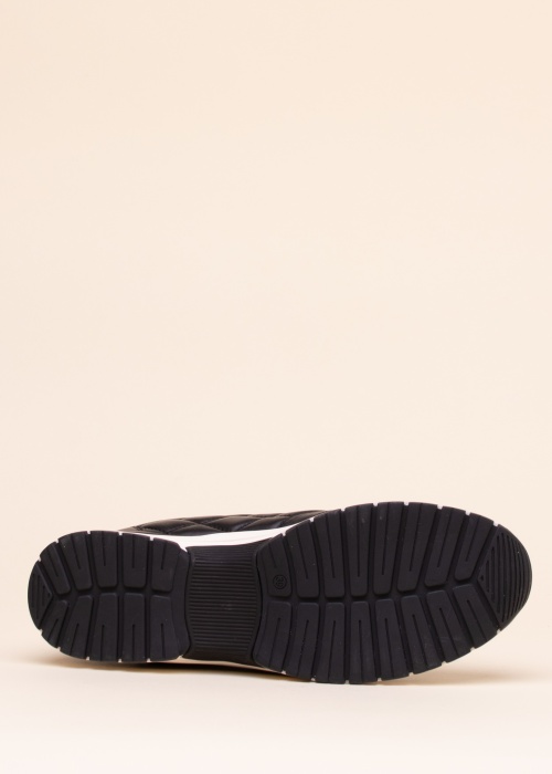 Кроссовки Caprice