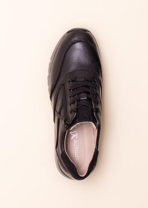 Кроссовки Caprice