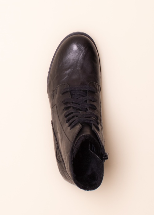 Josef Seibel puszābaki Sanja 01