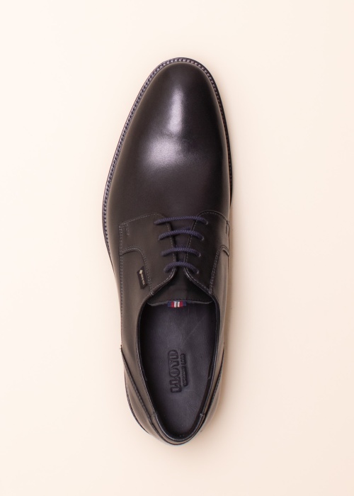 Lloyd kurpes Vickers