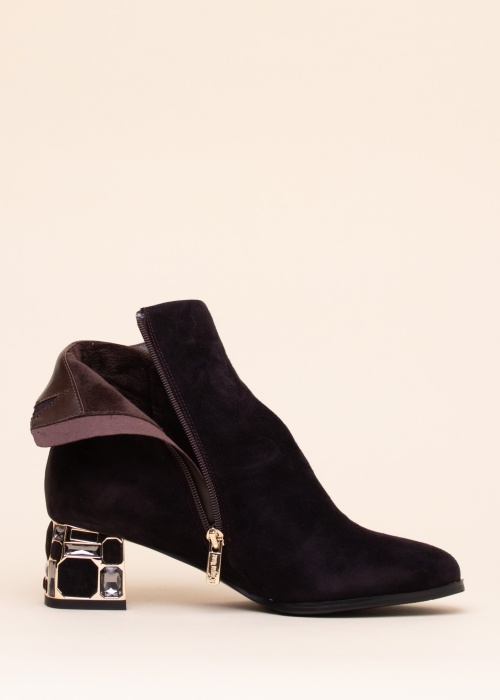 Loretta Vitale puszābaki