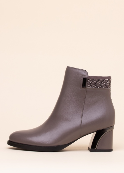 Loretta Vitale puszābaki