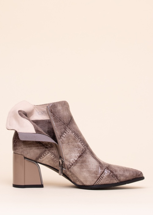 Loretta Vitale puszābaki