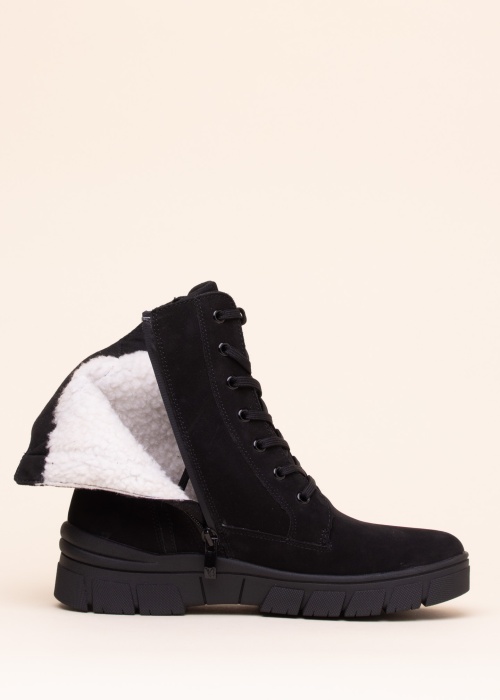 Зимние сапоги Caprice