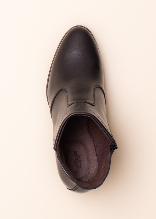 NeroGiardini puszābaki