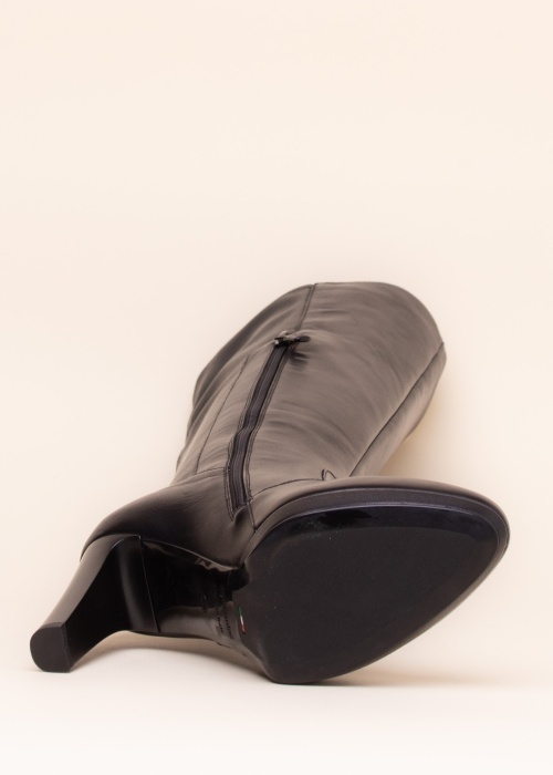 NeroGiardini zābaki